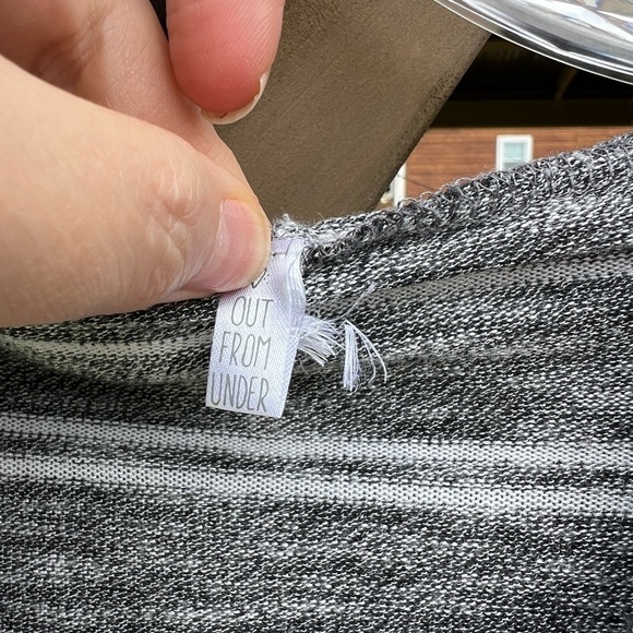 Urban Outfitters | Kangaroo Pocket | Gray/White |‎ Striped | Hoodie | Size XS/S - Picture 3 of 6